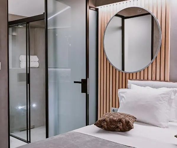 Hotel Stomorin-marina Hramina