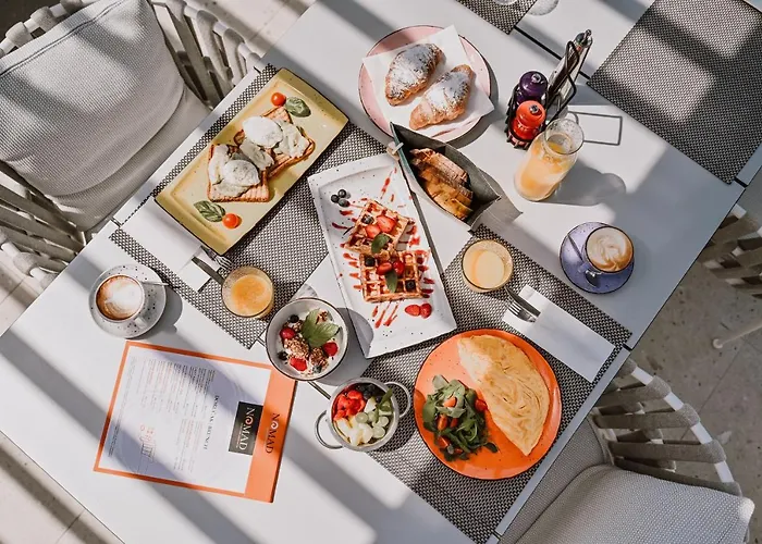 Hotel Stomorin-marina Hramina