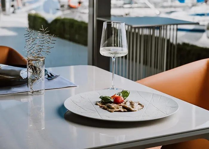 Stomorin-marina Hramina Hotell